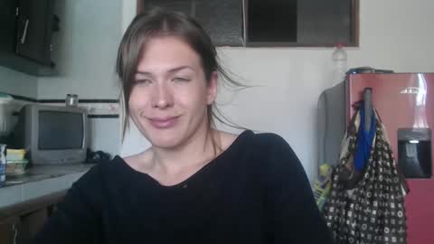 Snapshot of queennicky88 chatting on October 23, 6:28 pm Nico online show from October 23, 6:28 pm