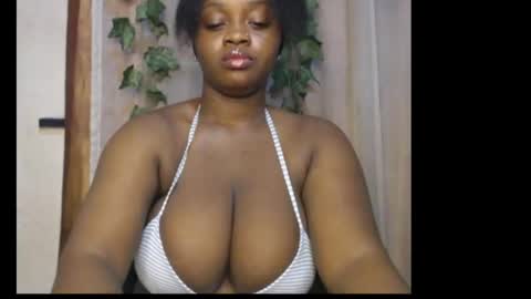 Zoey online show from March 13, 7:59 am