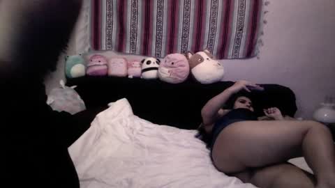 Snapshot of queenofheartsfaerah chatting on January 13, 5:55 am QueenOfHearts online show from January 13, 5:55 am