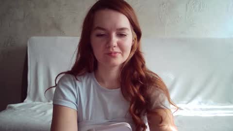 Snapshot of queenofmodels chatting on February 3, 8:35 am QueenOfModels online show from February 3, 8:35 am