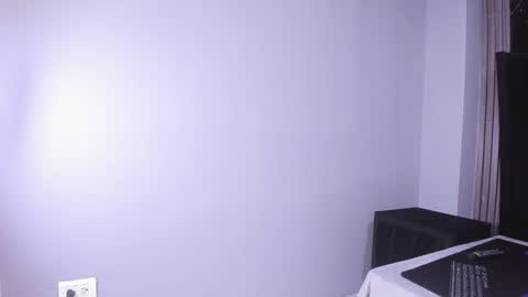 queenstarhyl online show from April 7, 3:07 am