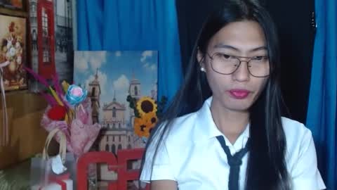 queensteffi online show from December 10, 10:37 pm