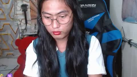 Snapshot of queensteffi chatting on June 25, 8:24 pm queensteffi online show from June 25, 8:24 pm
