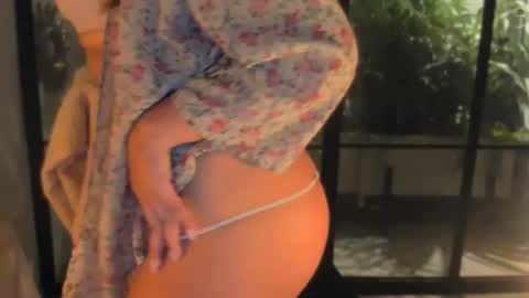 Val  -  online show from January 17, 2:27 am