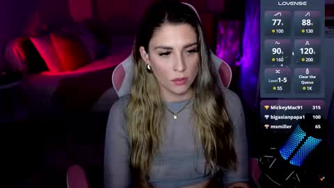 Snapshot of queenx_lexy chatting on December 11, 10:38 pm queenx_lexy online show from December 11, 10:38 pm