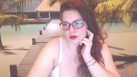 Snapshot of queenxnatasha chatting on July 27, 8:49 pm queenxnatasha online show from July 27, 8:49 pm