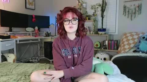 Snapshot of quervoqueen1 chatting on January 31, 3:30 am Bri online show from January 31, 3:30 am