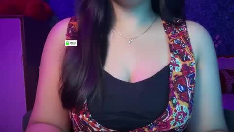 Snapshot of quest_queen chatting on May 8, 8:36 pm zaara online show from May 8, 8:36 pm