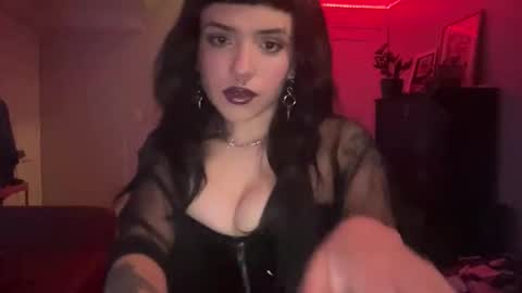 Snapshot of quieres_besitos chatting on April 14, 2:50 am Reina online show from April 14, 2:50 am