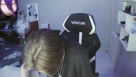 quiet_sh online show from April 3, 3:32 pm