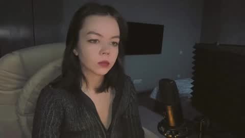 quietluxury online show from February 11, 1:49 pm