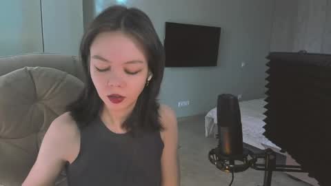 quietluxury online show from March 22, 12:41 pm