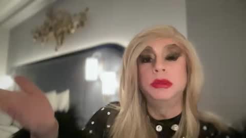 ViVaLuvLicious online show from November 10, 12:37 pm