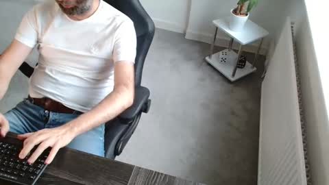 Rare online show from November 19, 10:15 am