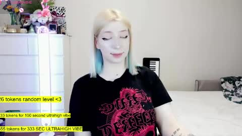 - online show from April 13, 7:03 am