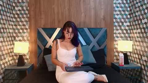 Snapshot of rache_roth chatting on March 26, 9:09 pm Rachel online show from March 26, 9:09 pm