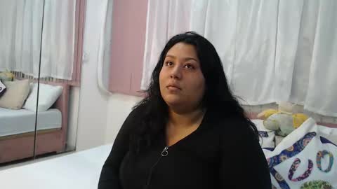 Snapshot of racheel_smith chatting on October 2, 11:06 am rachel online show from October 2, 11:06 am