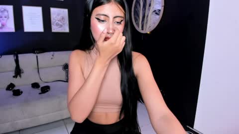 RACHEL ES online show from April 9, 6:30 am