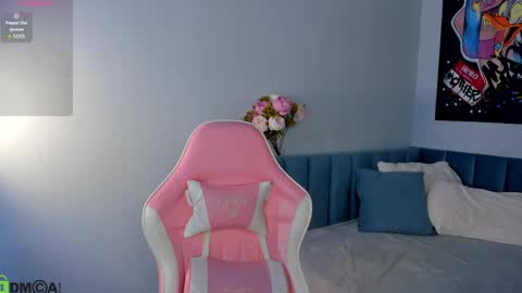 rachel_fernardi online show from April 11, 11:42 pm