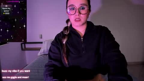 Snapshot of rachel_fo chatting on February 11, 9:03 pm Rachel Foss online show from February 11, 9:03 pm