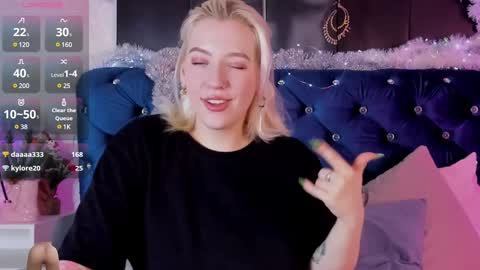 Snapshot of rachelcart chatting on December 23, 7:06 am RachelCart online show from December 23, 7:06 am