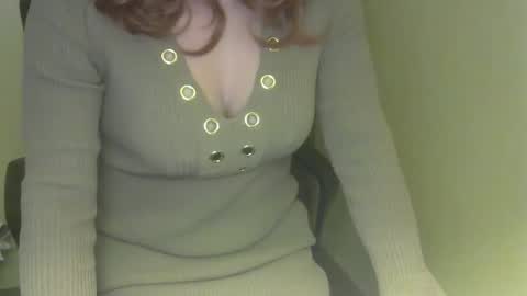 Snapshot of rachelcrossxo chatting on April 9, 10:37 pm RachelCrossXO online show from April 9, 10:37 pm