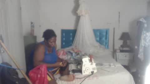 Snapshot of rachelexoticgirl chatting on June 6, 2:49 am rachelexoticgirl online show from June 6, 2:49 am