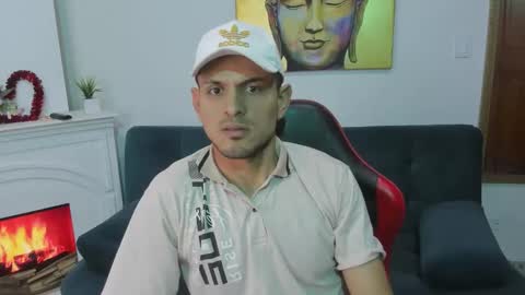 rachell_jacob online show from April 3, 11:19 am