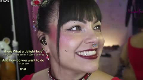Snapshot of rachellkors_ chatting on May 12, 8:55 am rachellk online show from May 12, 8:55 am