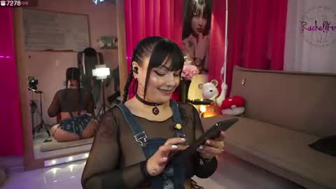 rachellk online show from July 27, 8:32 am