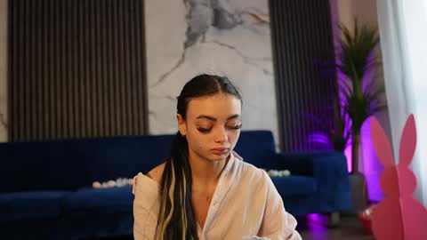 Ann online show from April 6, 4:21 am