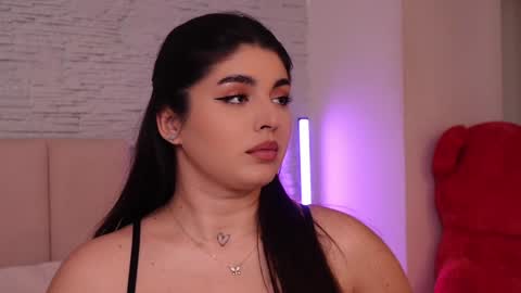 Snapshot of rachelswaan chatting on January 8, 9:42 am RachelSwaan online show from January 8, 9:42 am