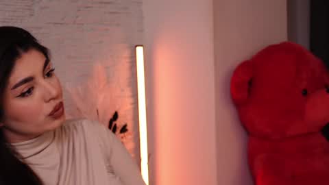 Snapshot of rachelswaan chatting on January 28, 5:32 am RachelSwaan online show from January 28, 5:32 am