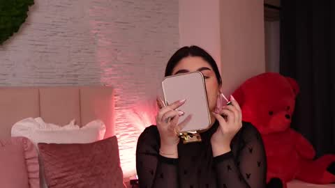 Snapshot of rachelswaan chatting on February 27, 5:34 am RachelSwaan online show from February 27, 5:34 am