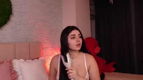 Snapshot of rachelswaan chatting on March 1, 4:47 am RachelSwaan online show from March 1, 4:47 am