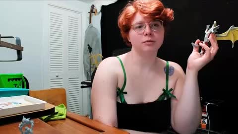 Snapshot of radicalrobyn chatting on December 12, 7:37 pm Radical Robyn online show from December 12, 7:37 pm