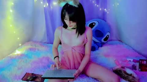Snapshot of raejepsen chatting on July 21, 5:54 am raejepsen online show from July 21, 5:54 am