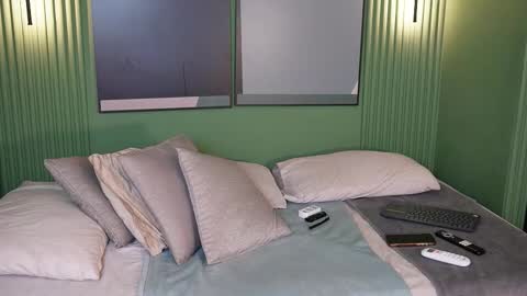 Snapshot of rafa_cruz chatting on November 12, 12:16 pm rafa_cruz online show from November 12, 12:16 pm