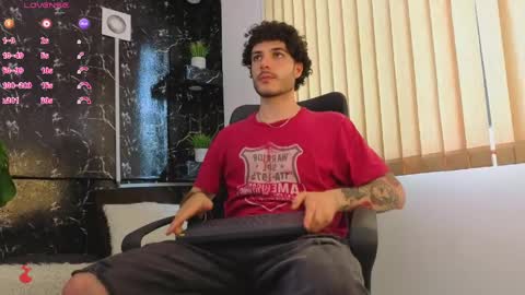 R A F A E L online show from April 14, 9:21 pm