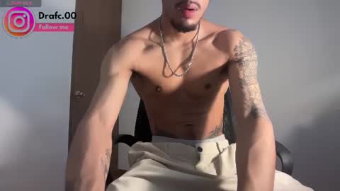 Snapshot of rafael_stone1 chatting on June 19, 5:23 am NEW IG online show from June 19, 5:23 am