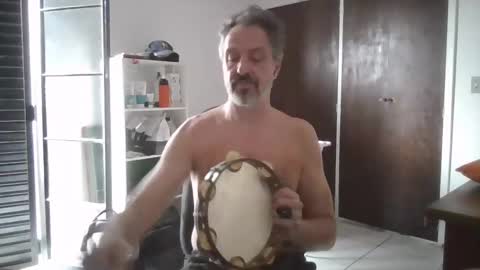 Big Uncle Jungle online show from December 2, 1:50 pm