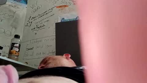 Snapshot of ragingzef69 chatting on January 26, 10:24 pm Bigthickdickinvic online show from January 26, 10:24 pm