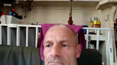 Snapshot of ragingzef69 chatting on February 6, 4:42 am Bigthickdickinvic online show from February 6, 4:42 am