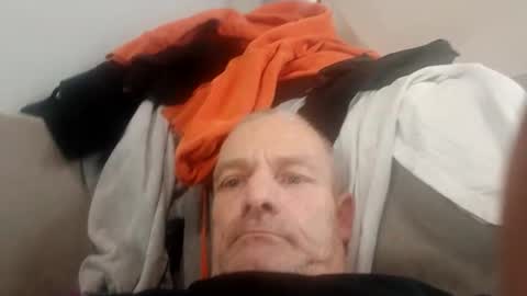 Snapshot of ragingzef69 chatting on November 1, 8:22 pm Bigthickdickinvic online show from November 1, 8:22 pm