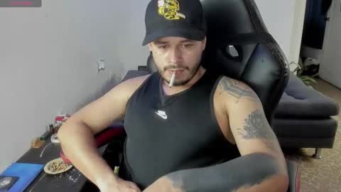 ragnar_lothbrok77 online show from November 17, 9:20 pm