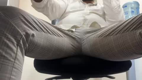 Snapshot of rahulini909 chatting on July 1, 9:47 pm youngstud online show from July 1, 9:47 pm