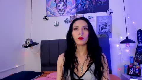 Snapshot of raia_ chatting on May 31, 2:53 am Raia online show from May 31, 2:53 am