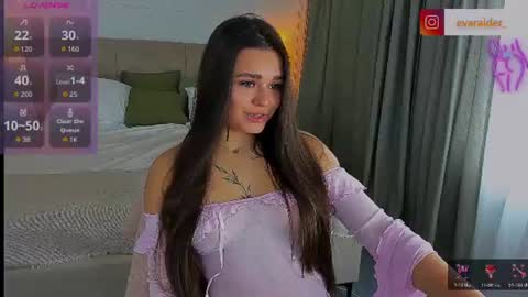 Snapshot of raidereva_ chatting on June 18, 5:41 am Eva online show from June 18, 5:41 am