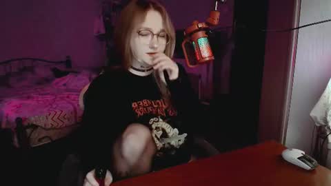 Kate online show from July 29, 4:05 pm