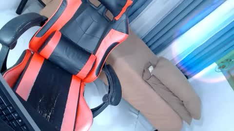 itsmeRailey online show from March 1, 12:56 am